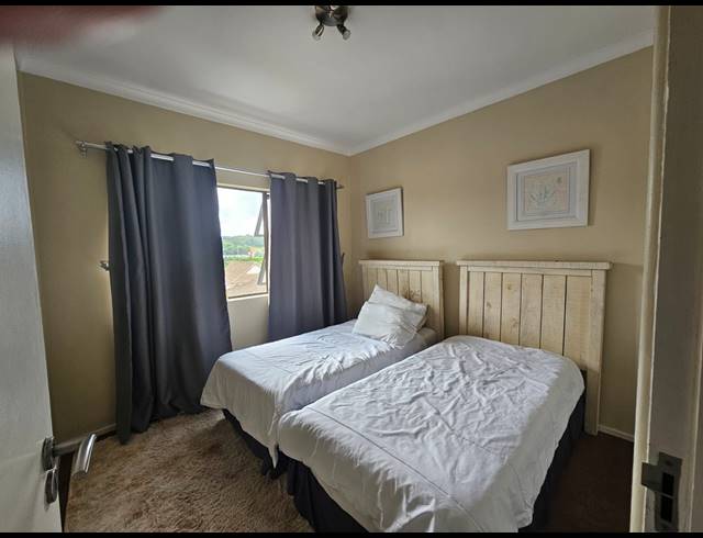 3 BEDROOM FLAT FOR SALE IN WINKLESPRUIT